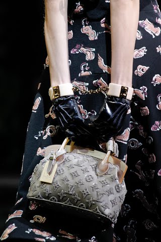 Louis vuitton 2011 handbag discount collection